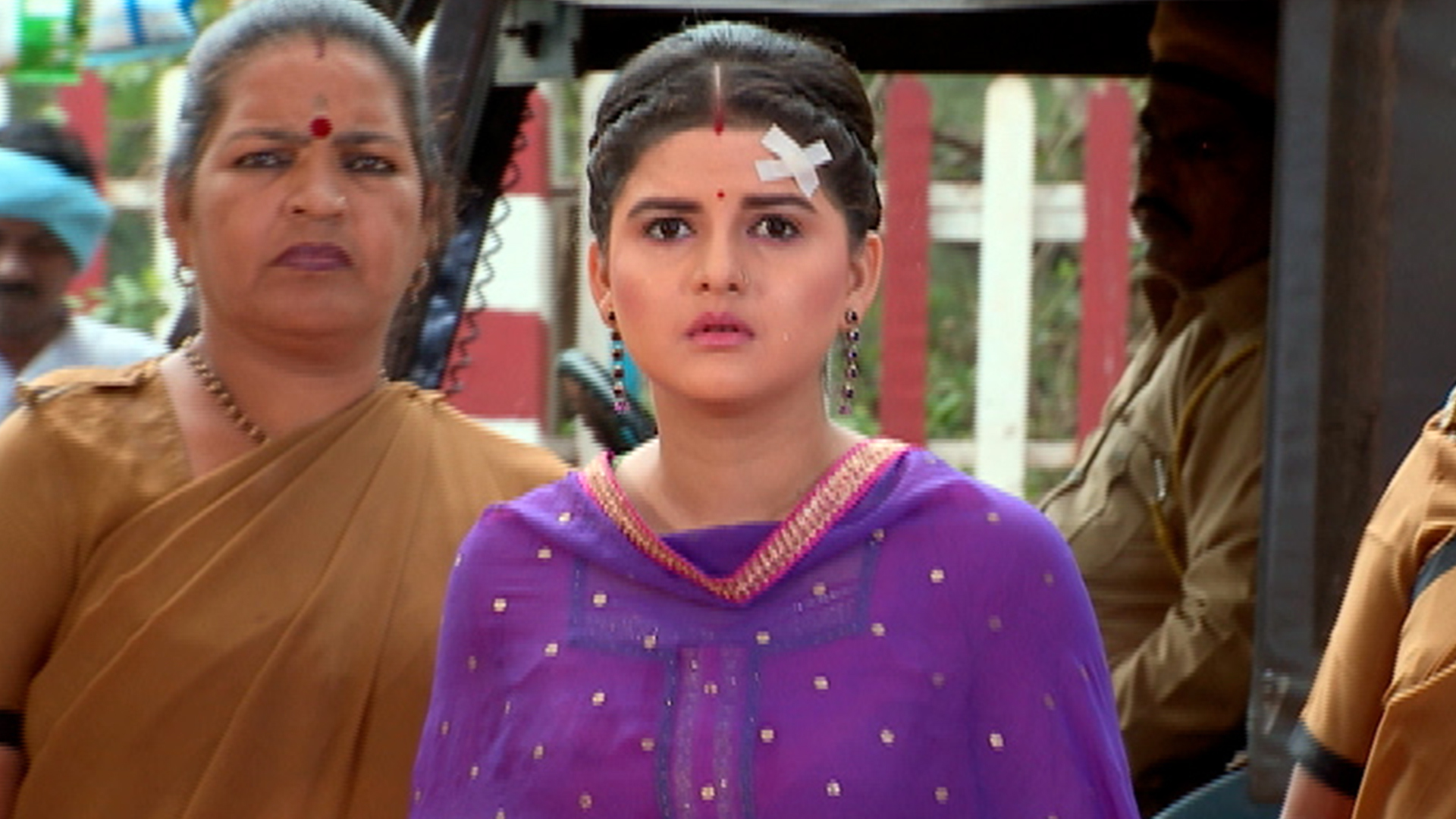 Chidiya Ghar Season 10 Episode 951 Kya Yeh Chuhiya Hai? - Airtel